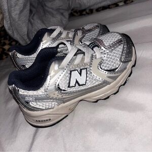 New Balance Kids' Gray and Silver  Sneakers Slip On Excellent Like New Condition